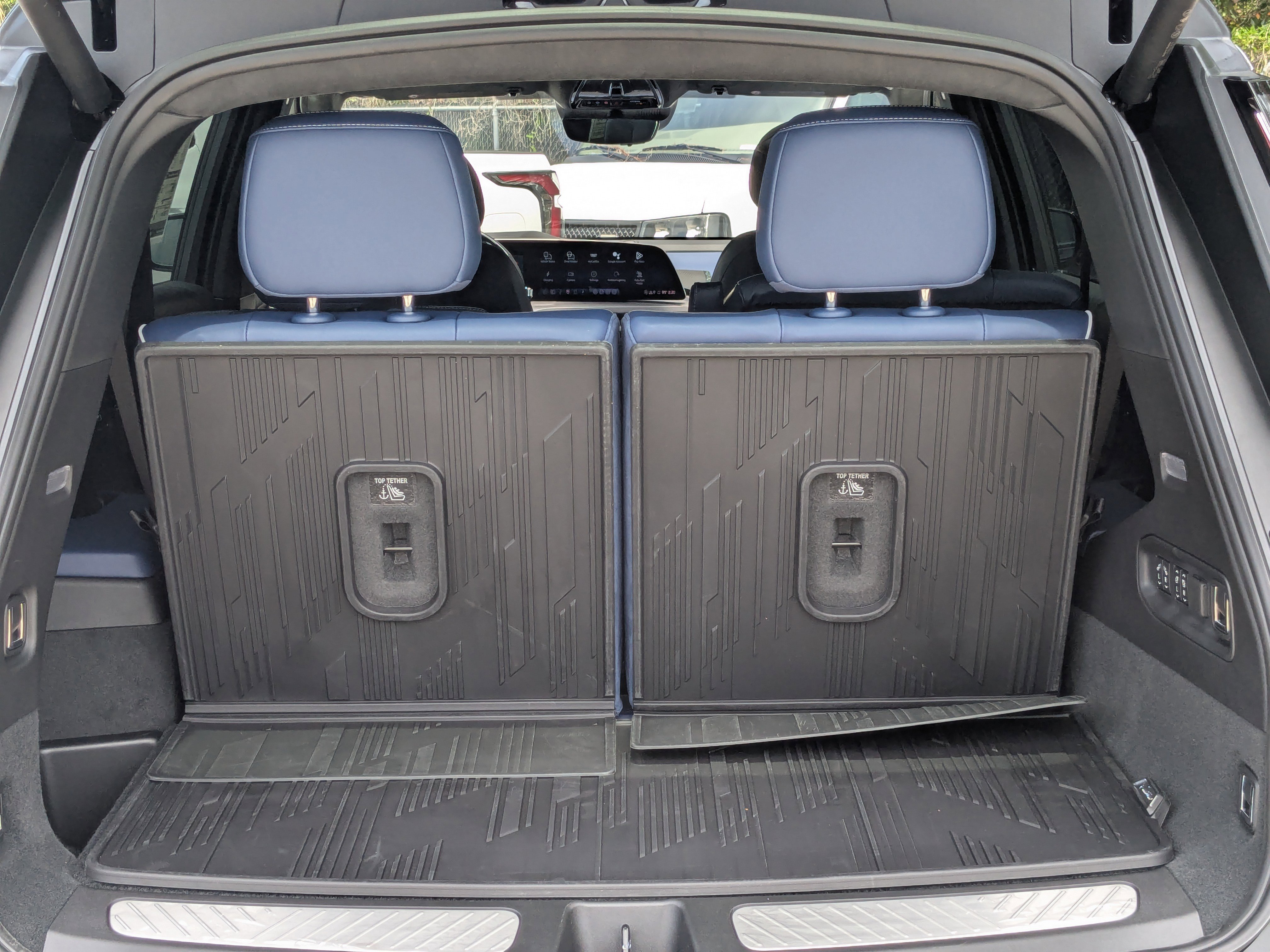 New 2026 Cadillac Vistiq Premium Luxury w/ LPO, Floor Liner Package image 27