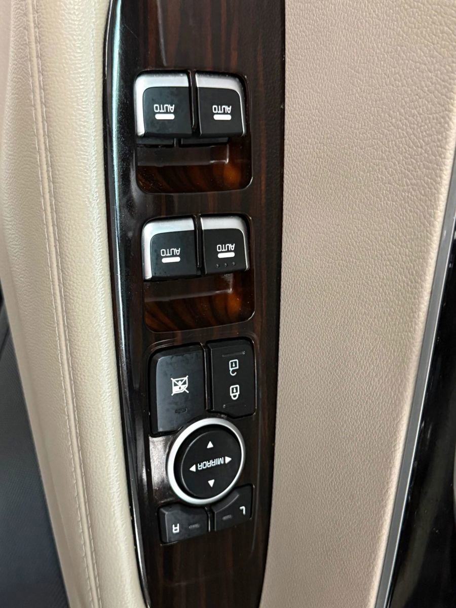 Used 2019 Kia Sorento LX w/ LX Convenience Package image 26