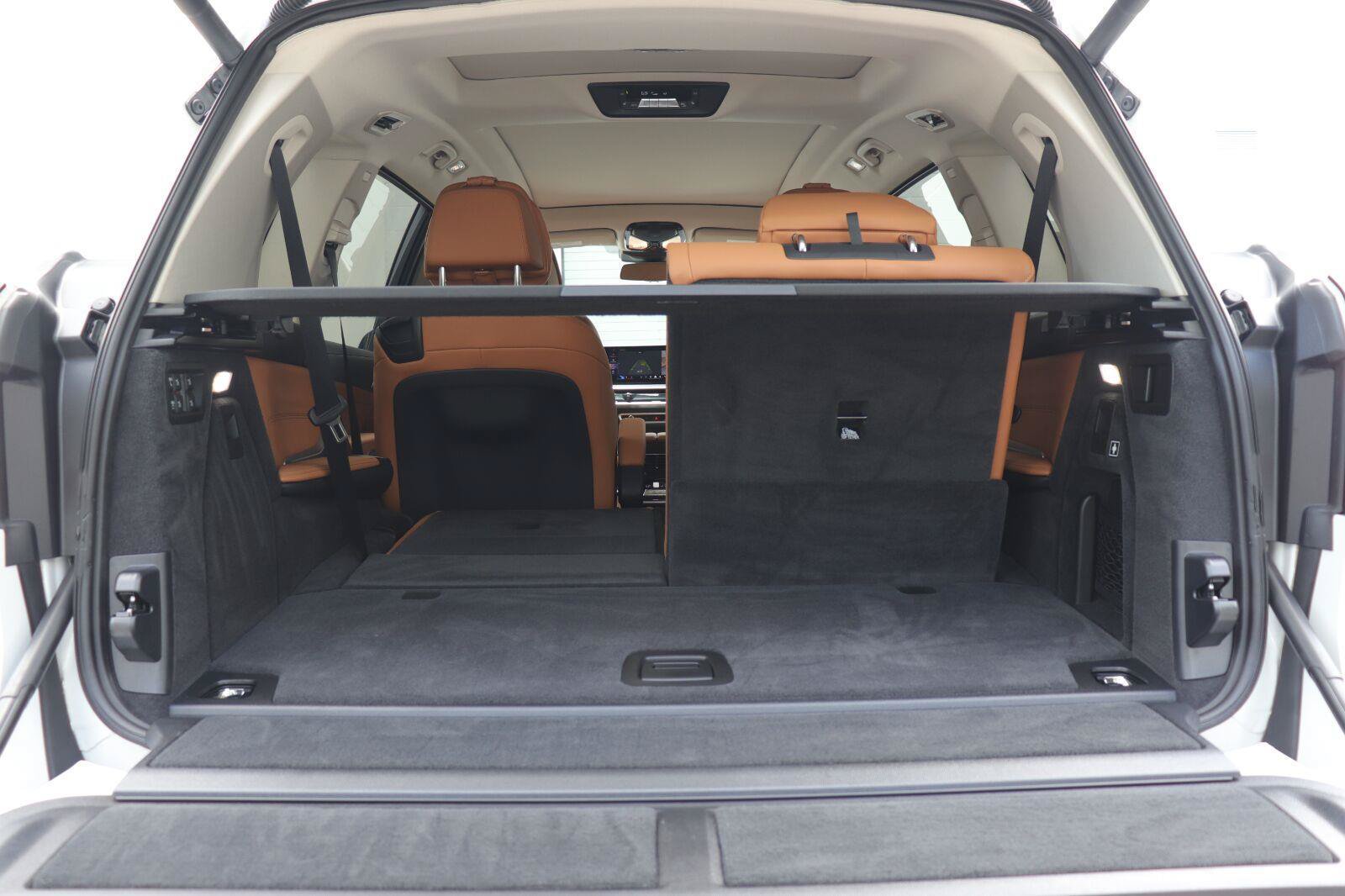 Used 2025 BMW X7 xDrive40i AWD/4WD image 18