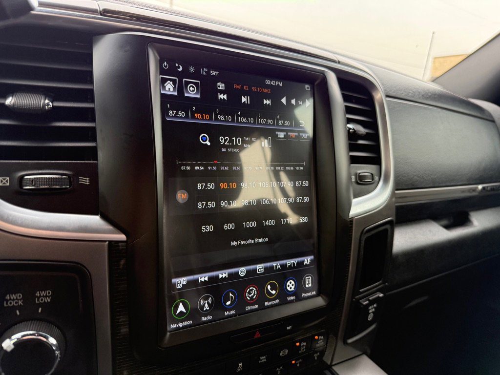 Used 2017 RAM 3500 Laramie Longhorn AWD/4WD image 33