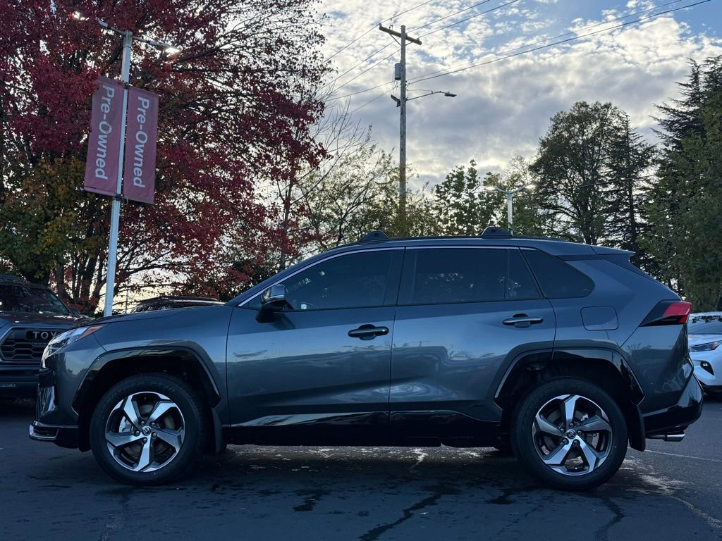 Certified 2025 Toyota RAV4 SE image 2