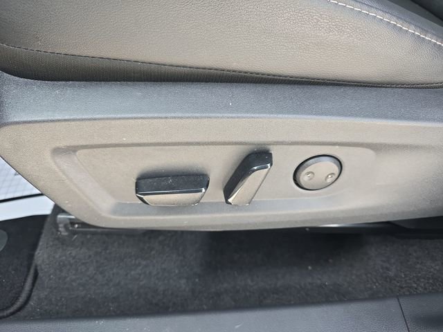 Certified 2025 Nissan Murano SV image 12