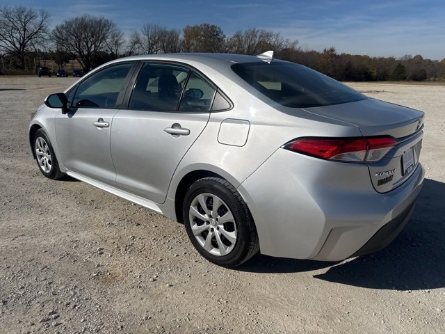 Used 2024 Toyota Corolla LE image 4