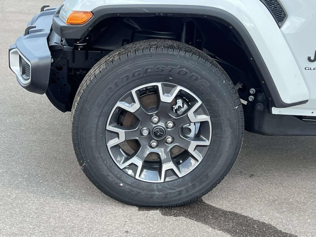 New 2026 Jeep Gladiator Sport AWD/4WD image 11