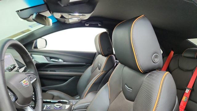 Used 2026 Cadillac CT4 V image 33