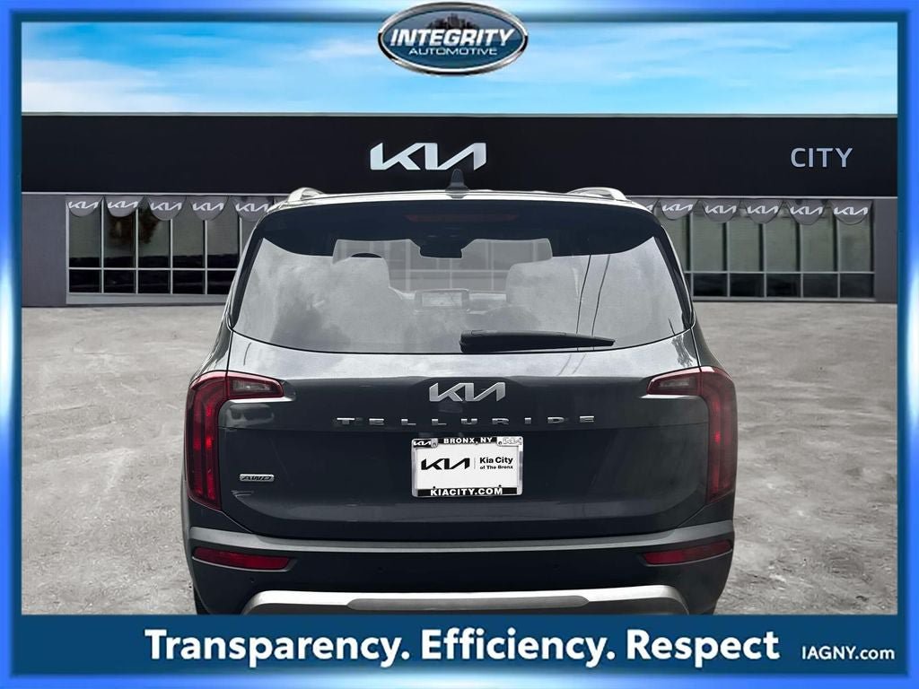 Used 2022 Kia Telluride S AWD/4WD image 5