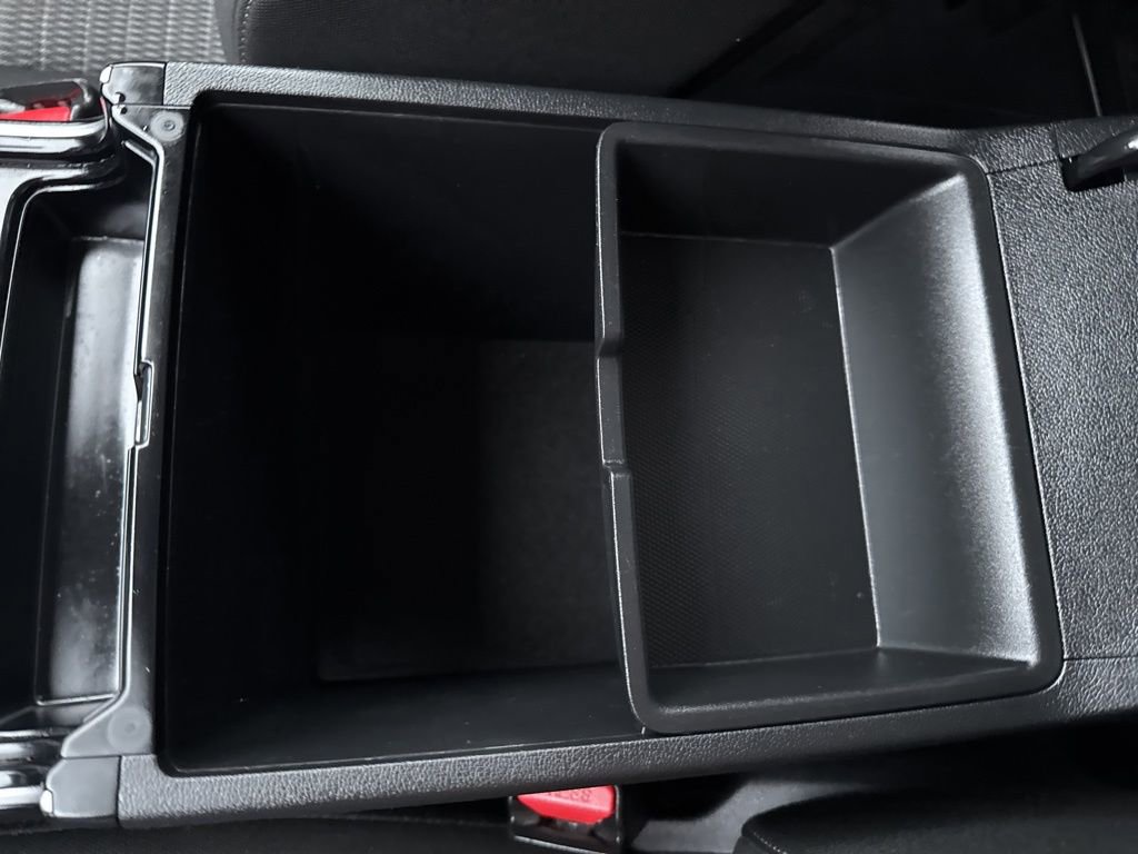 Used 2023 Kia Sorento LX image 31