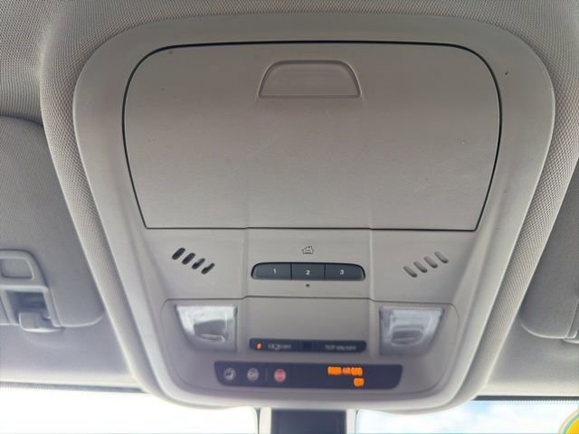 Used 2018 Chevrolet Equinox LT image 19