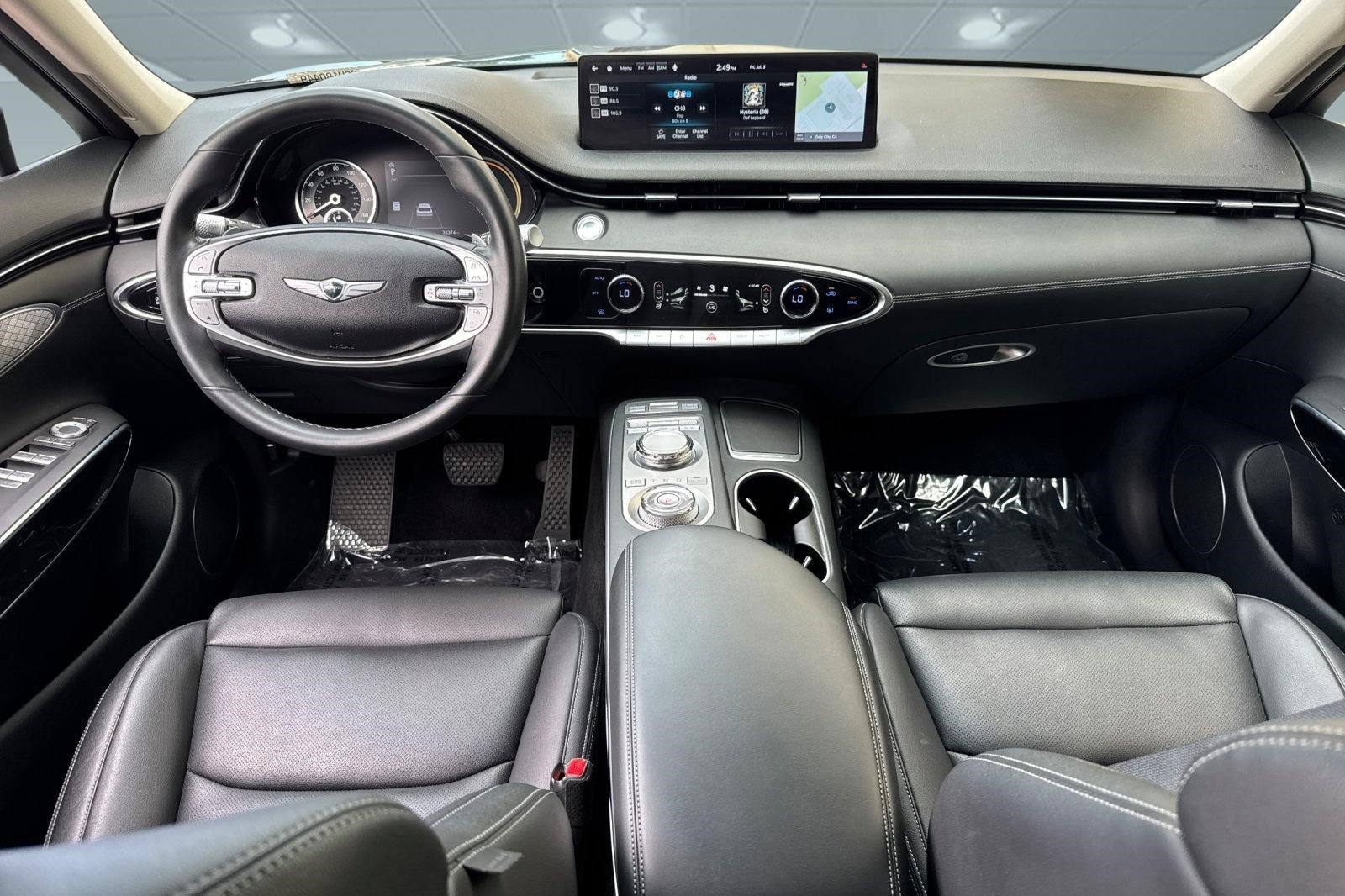 Used 2025 Genesis GV70 2.5T AWD/4WD image 14