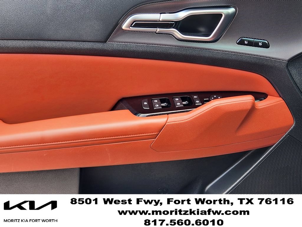 Certified 2025 Kia Sportage SX FWD image 22