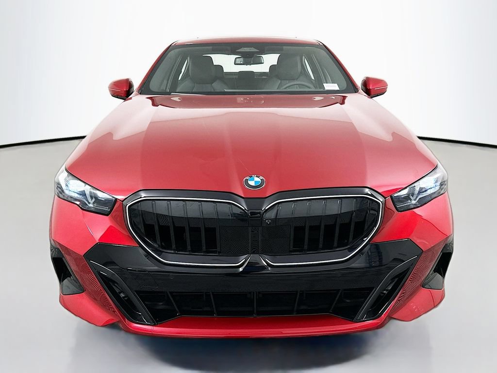 Used 2027 BMW 530i w/ M Sport Package RWD image 2