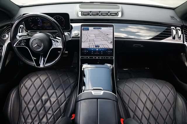 Used 2021 Mercedes-Benz S 580 4MATIC Sedan image 2