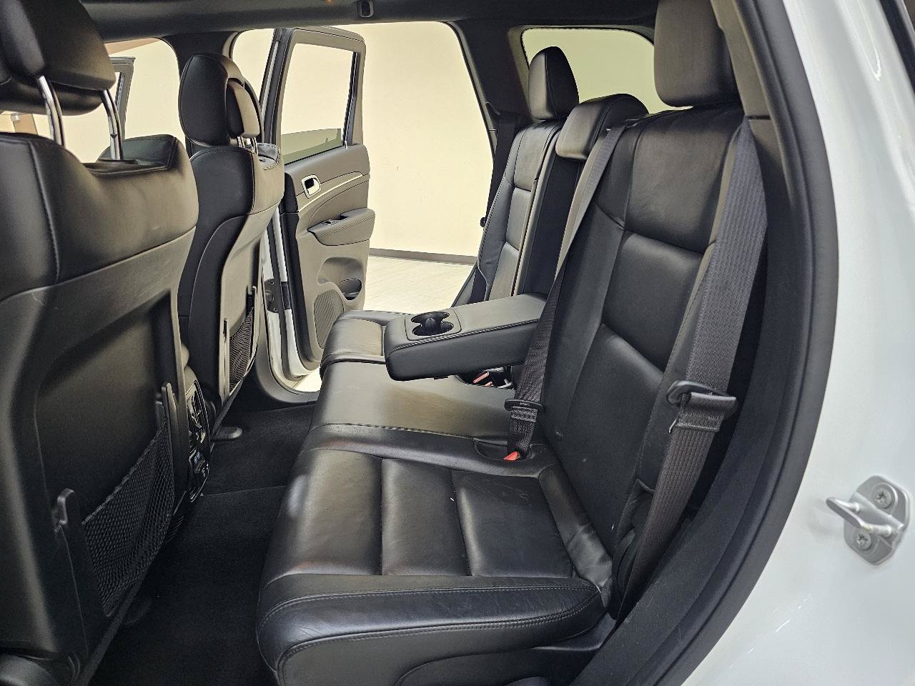 Used 2021 Jeep Grand Cherokee Limited RWD image 25