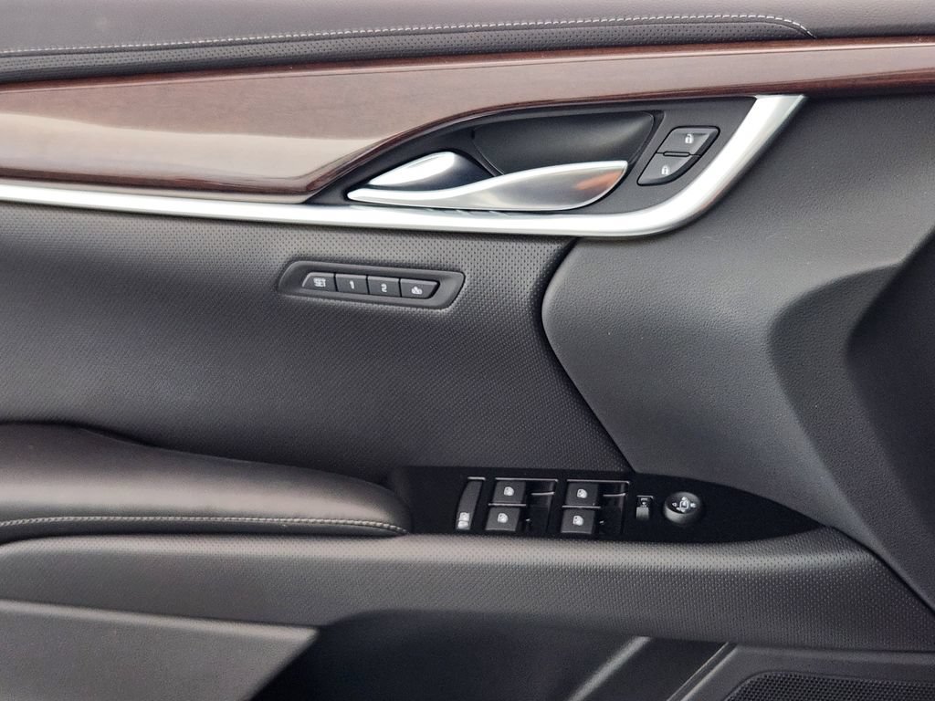 Used 2017 Cadillac XTS Luxury w/ Driver Awareness Package FWD image 15