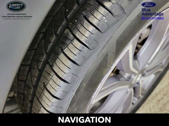 Used 2020 Honda CR-V Touring image 11