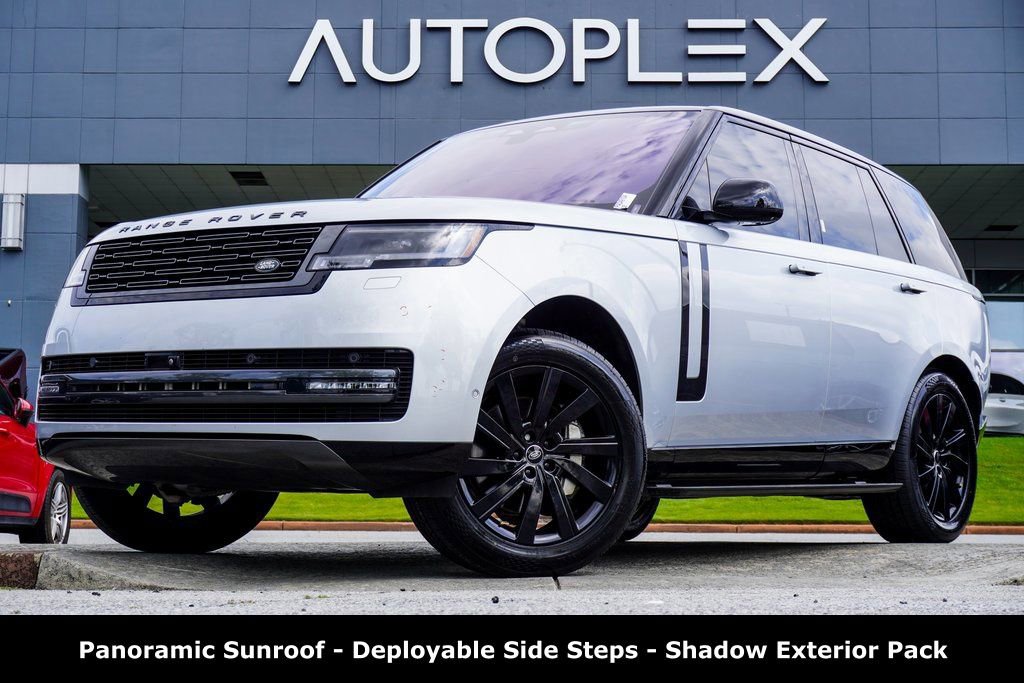 Used 2023 Land Rover Range Rover SE image 1