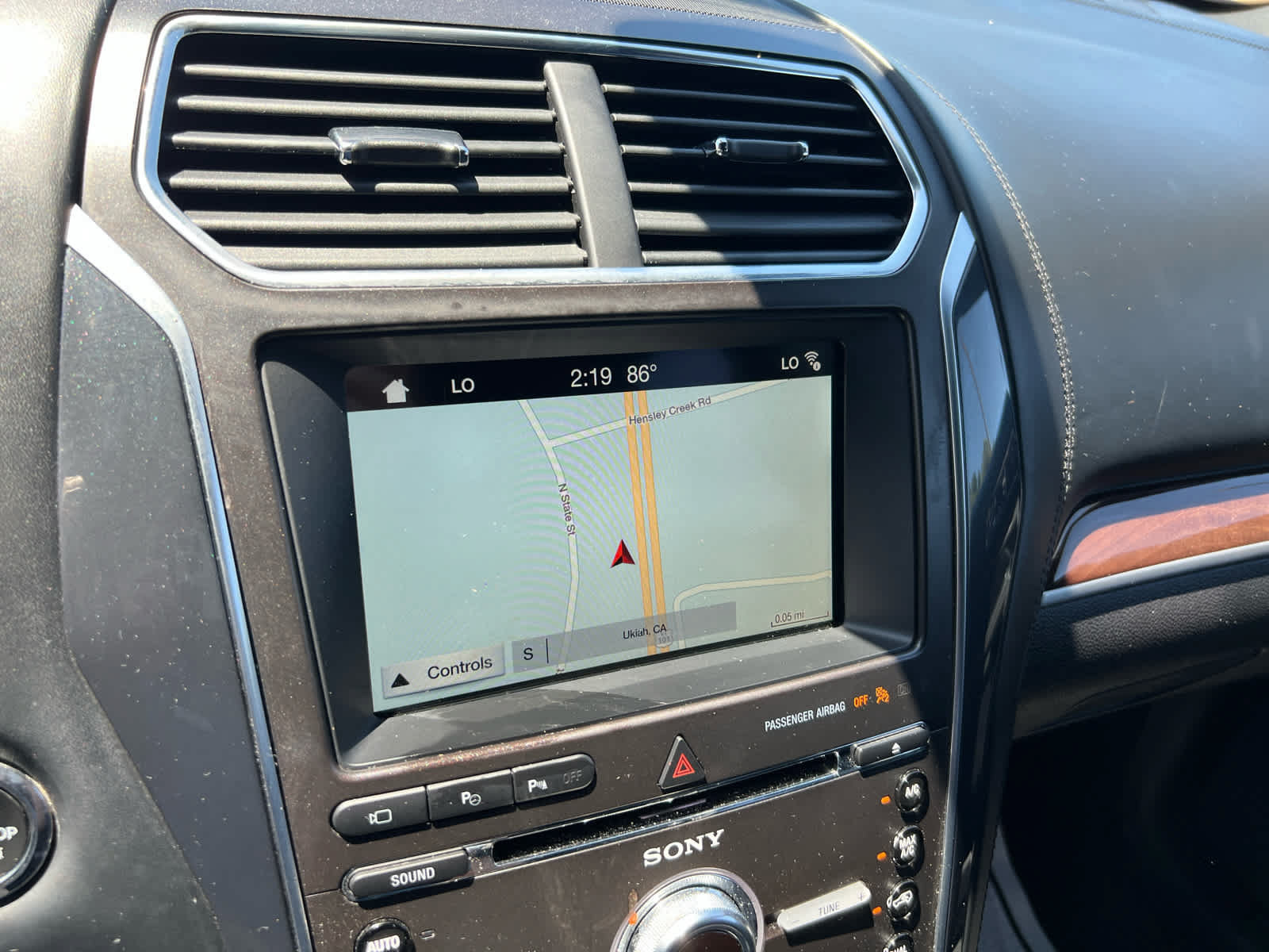Used 2018 Ford Explorer Platinum AWD/4WD image 22