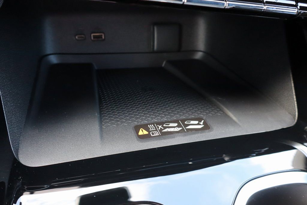 New 2026 Chevrolet Traverse LT w/ Driver Confidence Package image 13