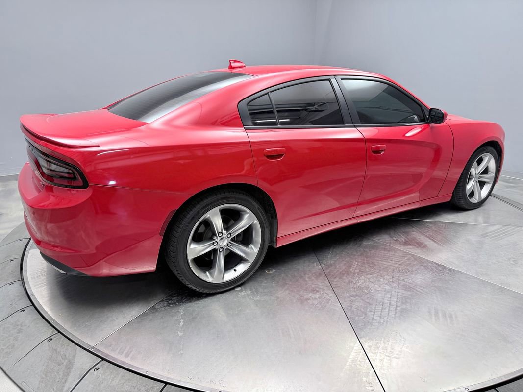 Used 2016 Dodge Charger R/T w/ Navigation & Travel Group image 5