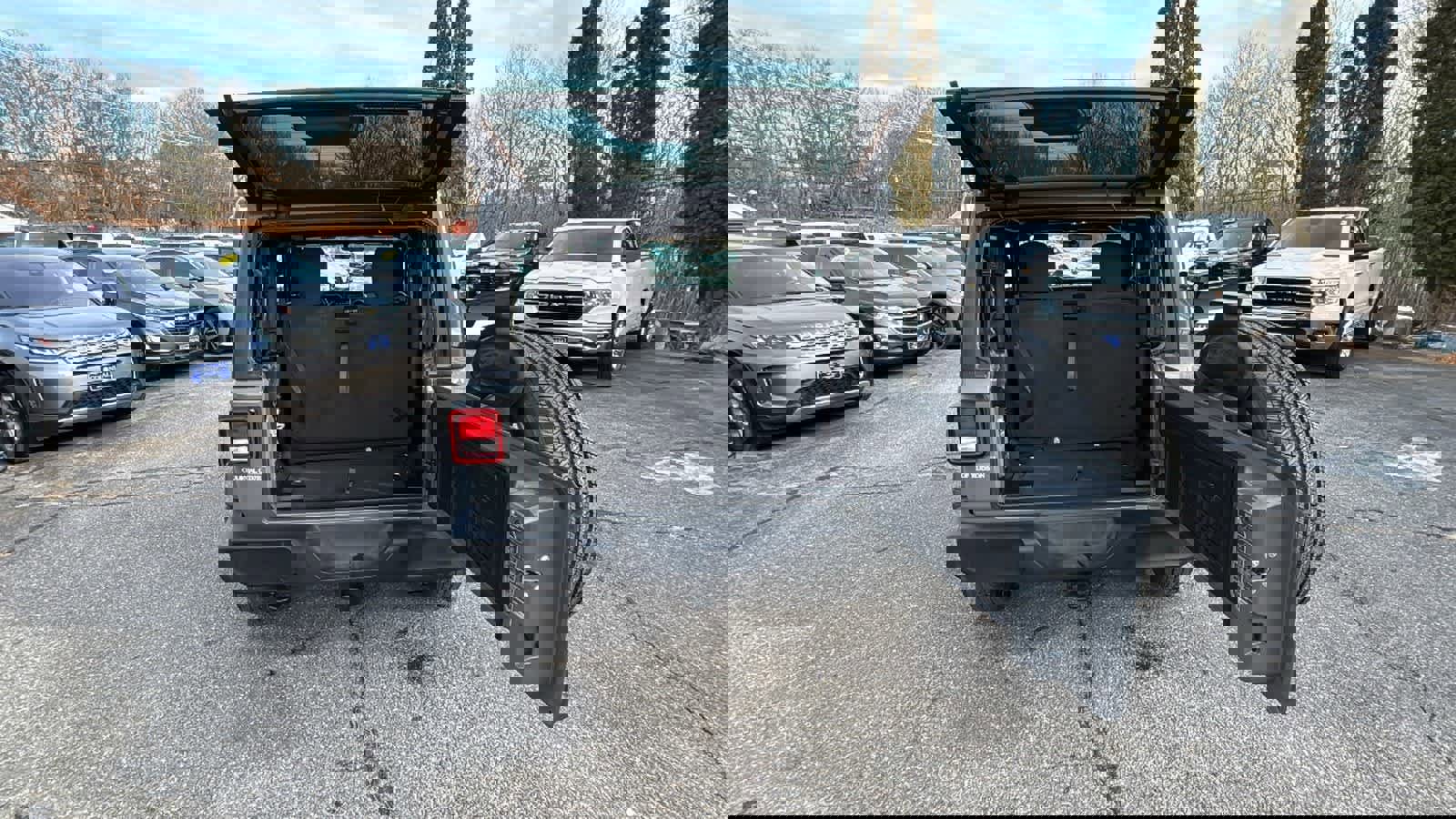 Used 2020 Jeep Wrangler Sport image 30