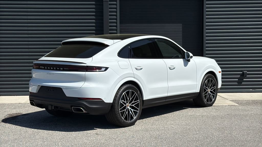 Used 2026 Porsche Cayenne Coupe AWD/4WD image 24