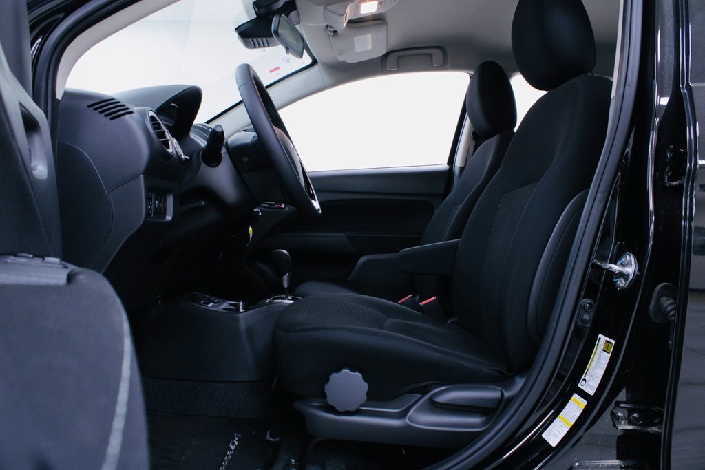 Used 2024 Mitsubishi Mirage G4 ES image 3