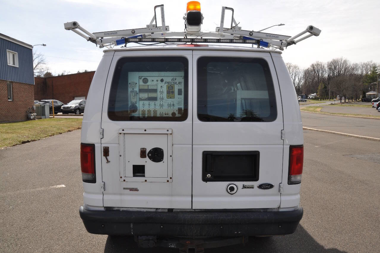 Used 2013 Ford E-250 and Econoline 250 RWD image 12