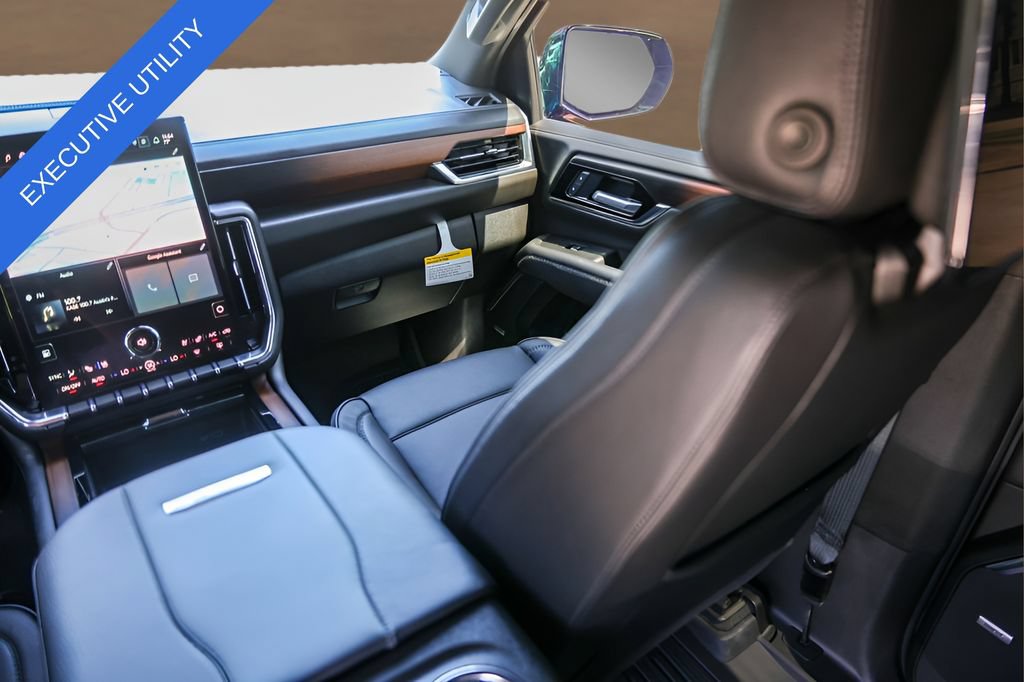 Used 2026 GMC Yukon XL Denali w/ Denali Reserve Package RWD image 31
