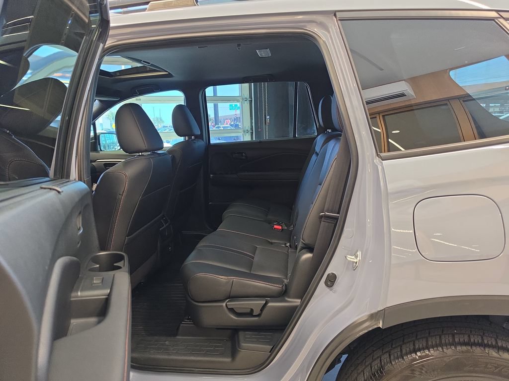 Used 2022 Honda Passport TrailSport image 33