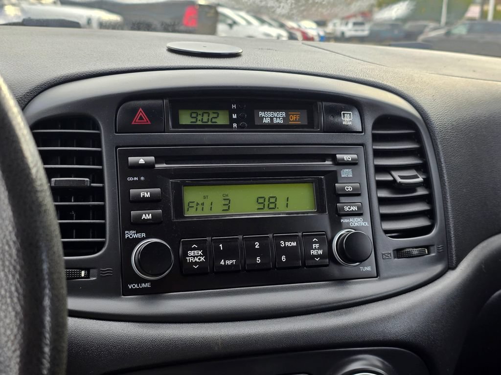 Used 2008 Hyundai Accent GS FWD image 24