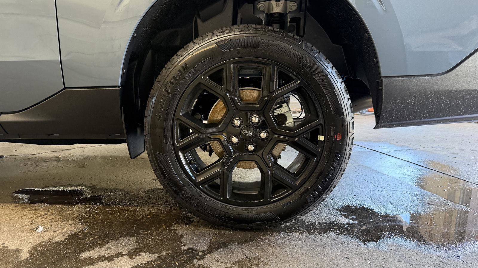 New 2025 Ford Maverick XLT w/ XLT Luxury Package image 31