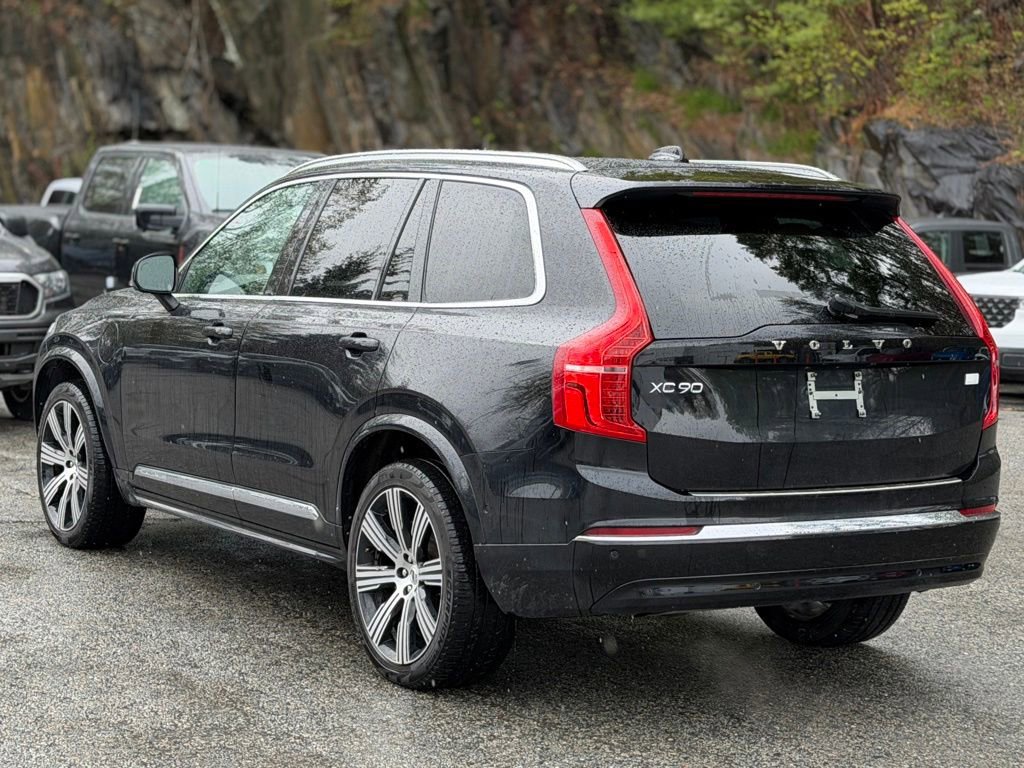 Used 2024 Volvo XC90 T8 Ultimate w/ Protection Package Premier AWD/4WD image 3