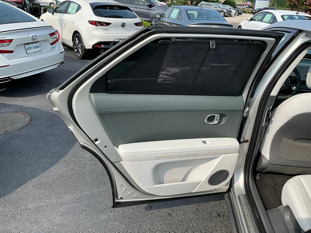 Used 2024 Hyundai Ioniq 5 Limited image 25
