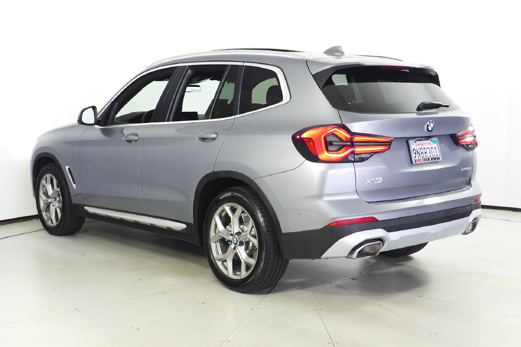 Used 2024 BMW X3 sDrive30i w/ Premium Package RWD image 9