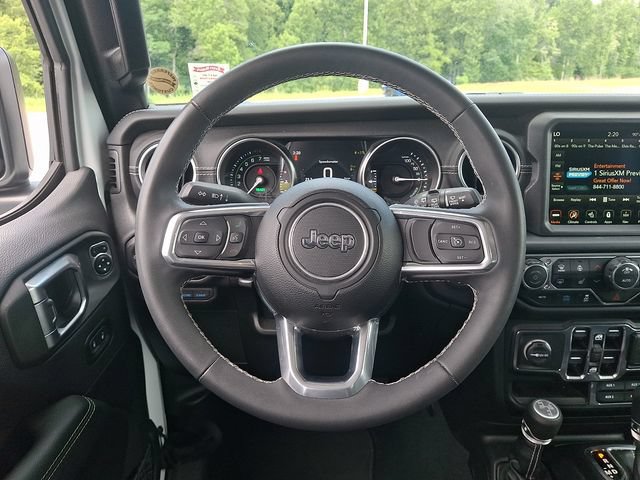 Used 2023 Jeep Wrangler Unlimited Sahara w/ Cold Weather Group AWD/4WD image 19