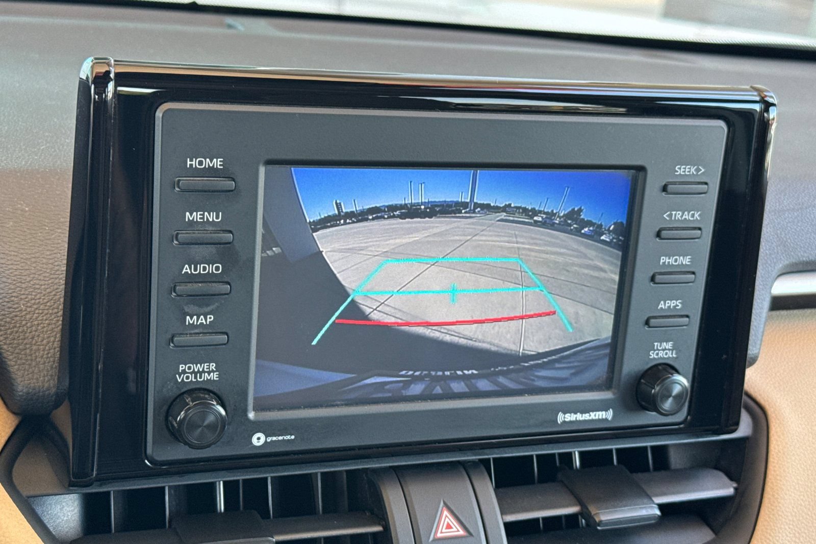 Certified 2021 Toyota RAV4 LE AWD/4WD image 24