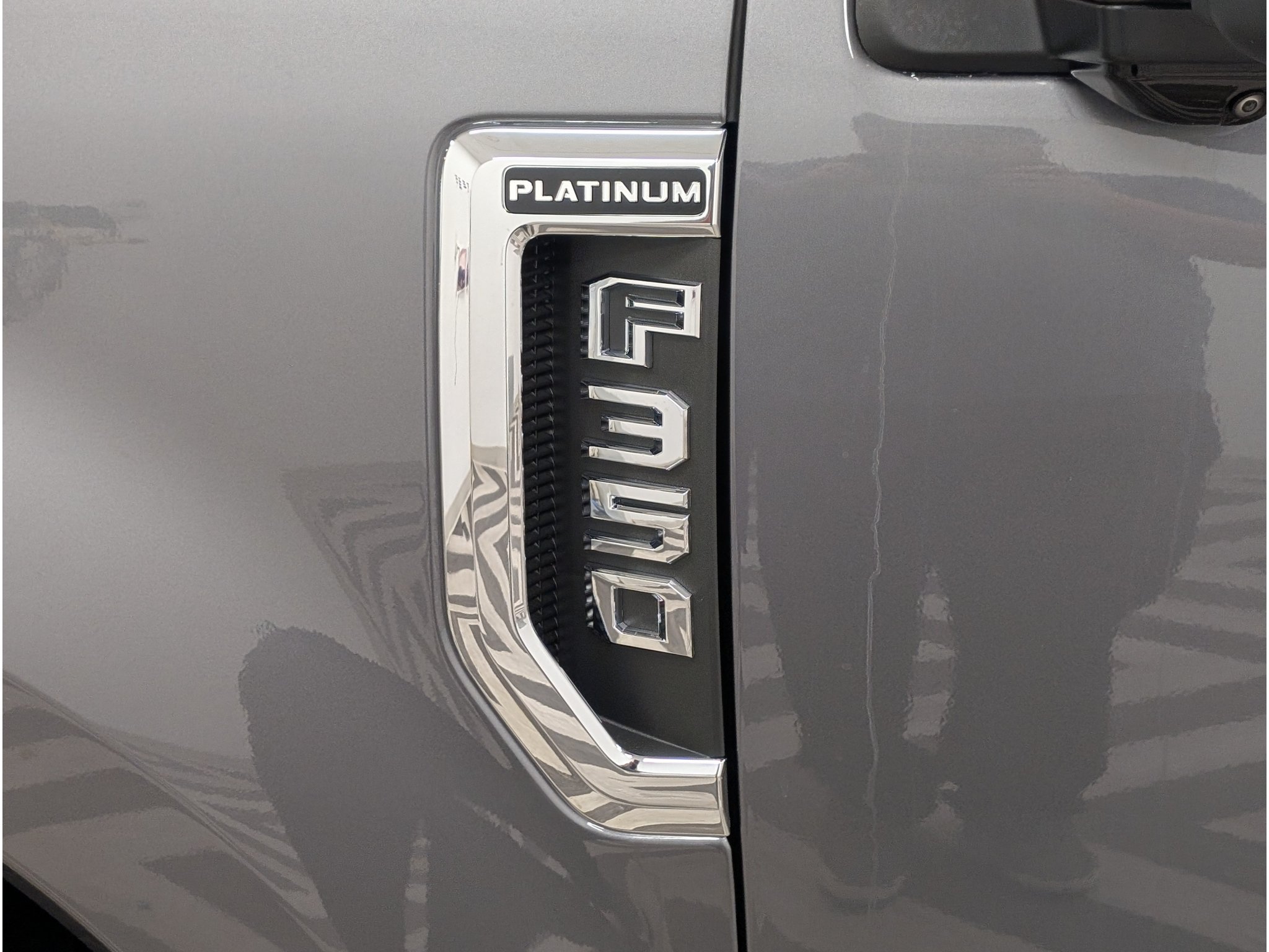 Used 2022 Ford F350 Platinum AWD/4WD image 7