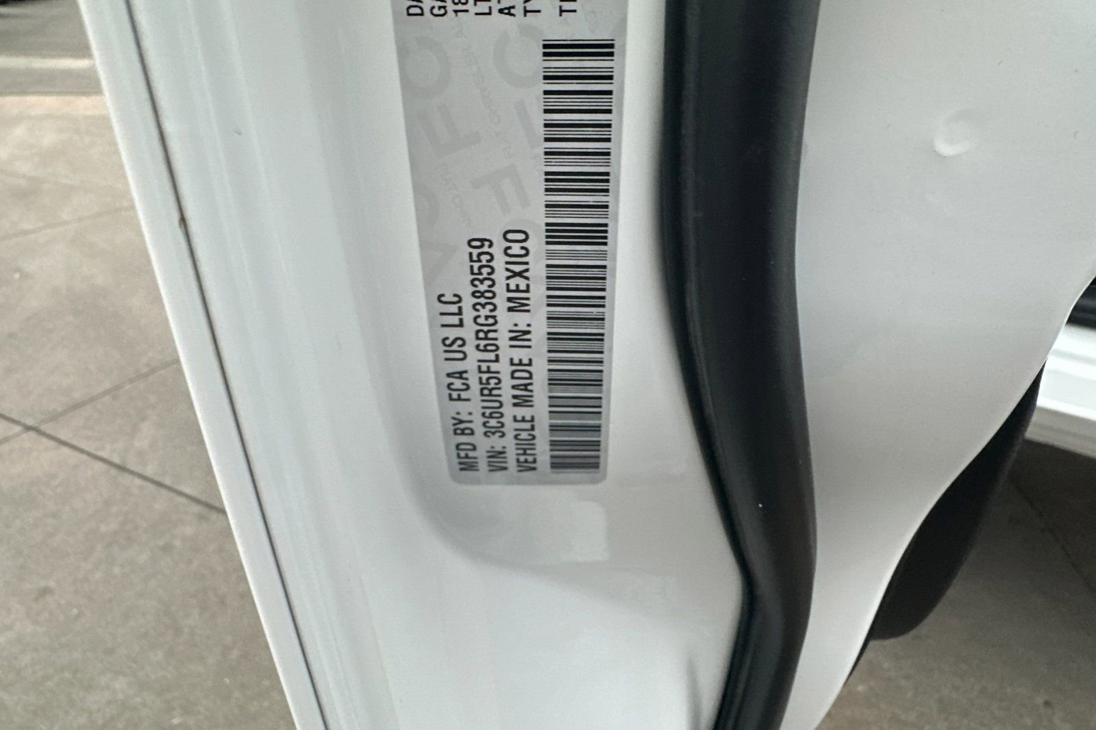 Used 2024 RAM 2500 Laramie image 30