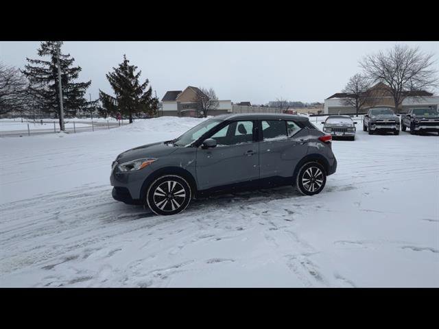 Used 2019 Nissan Kicks SV image 28