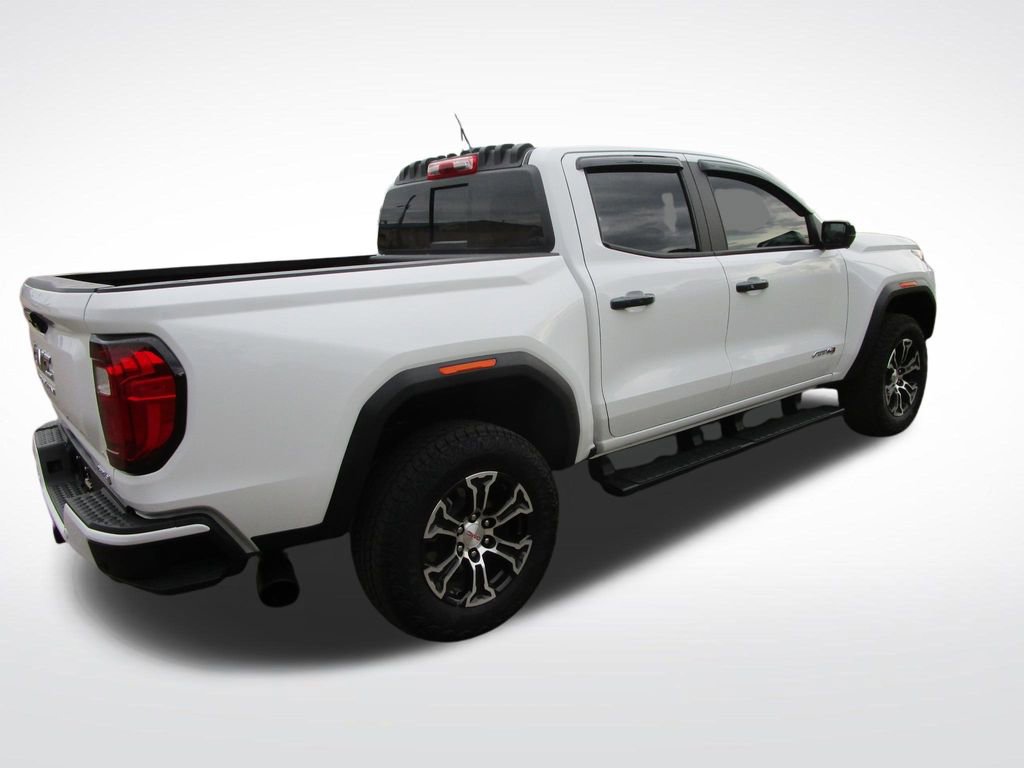 Used 2025 GMC Canyon AT4 w/ Technology Plus Package image 8