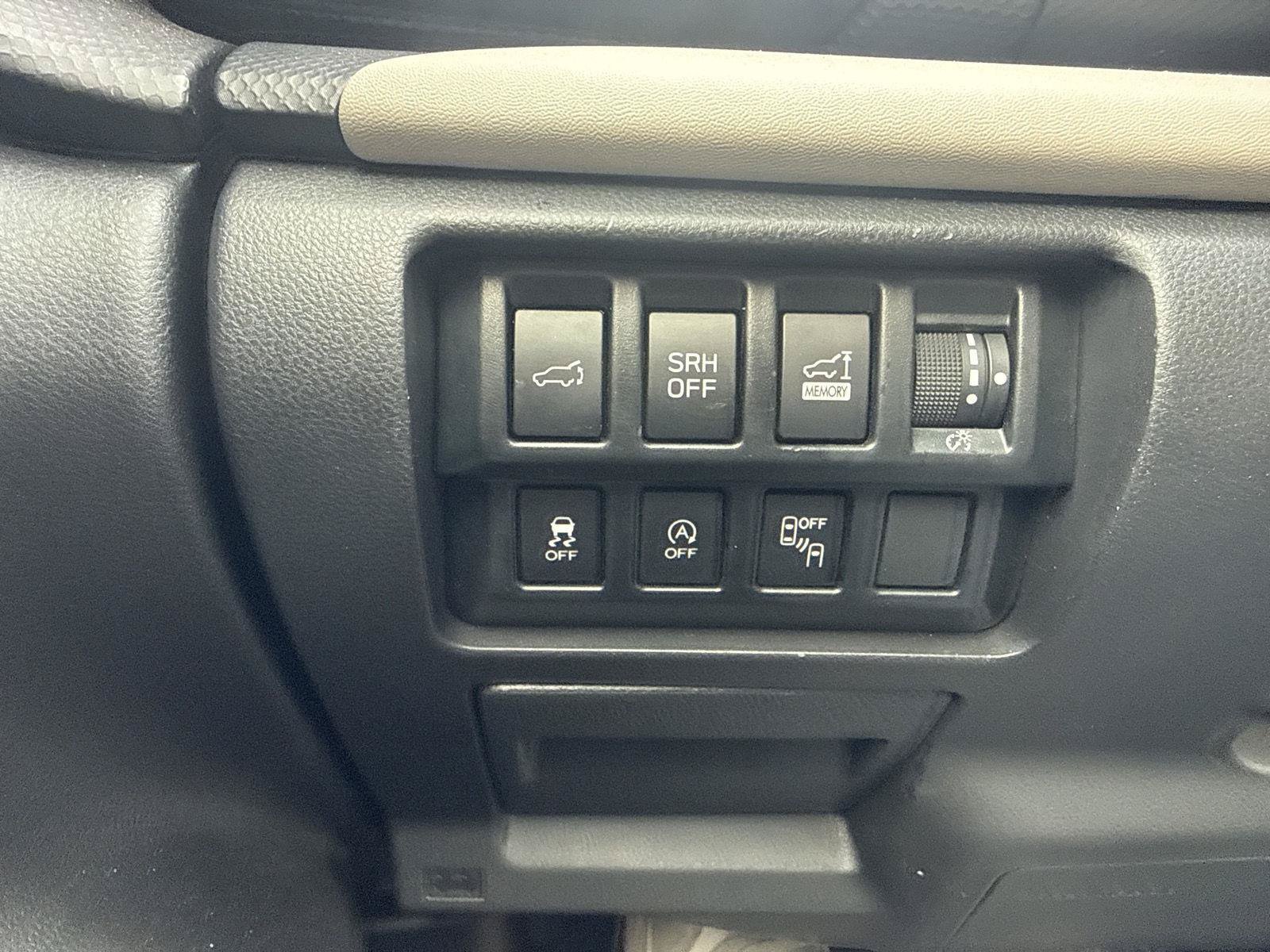 Used 2024 Subaru Forester Limited AWD/4WD image 18
