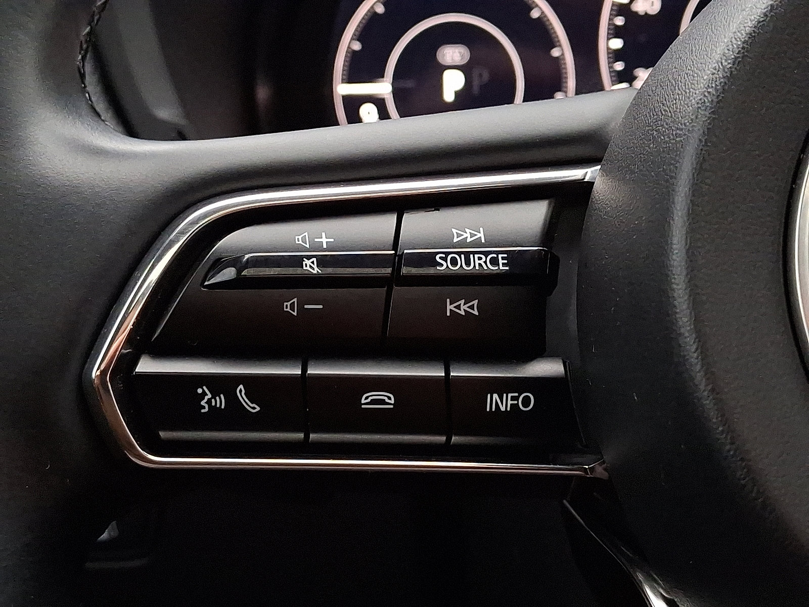 Certified 2024 MAZDA CX-90 Plug-In Hybrid w/ Premium Pkg image 24