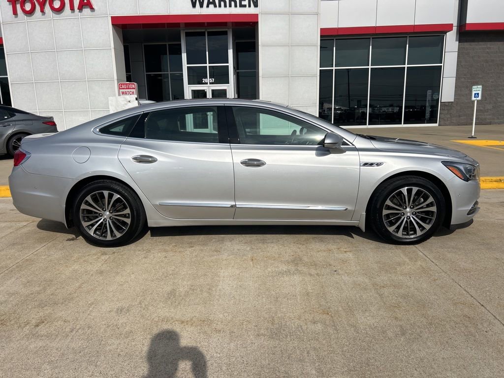 Used 2017 Buick LaCrosse Premium w/ Driver Confidence Package #2 FWD image 9