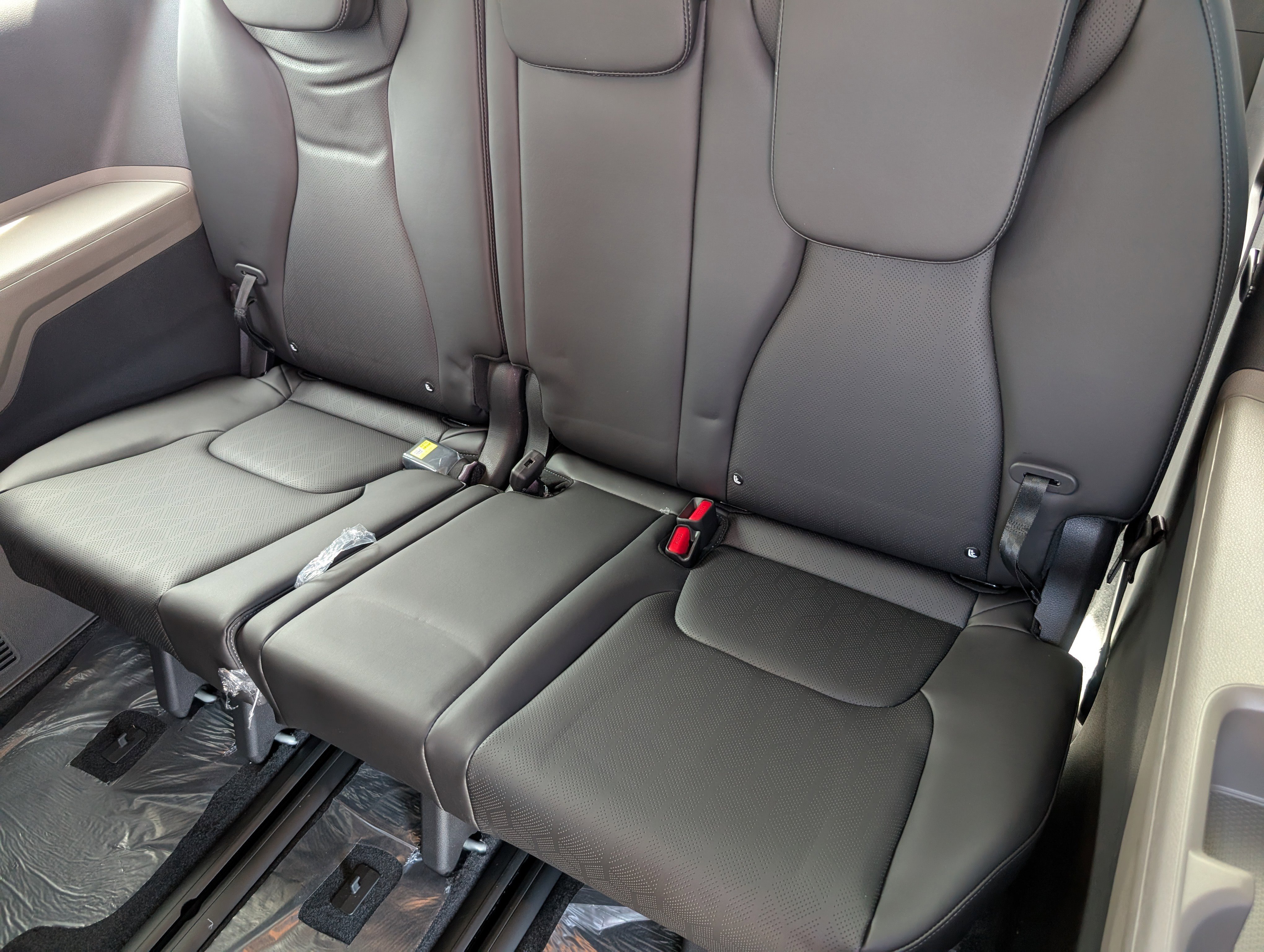 New 2026 Kia Carnival EX image 27