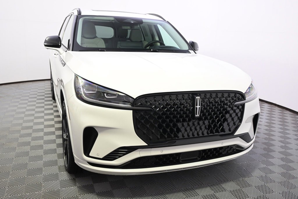 New 2026 Lincoln Aviator Reserve image 9