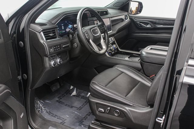 Used 2023 GMC Yukon Denali AWD/4WD image 16