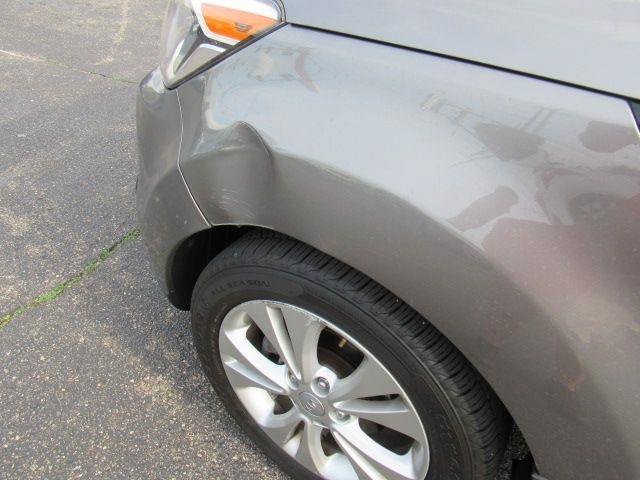 Used 2016 Kia Soul + FWD image 4