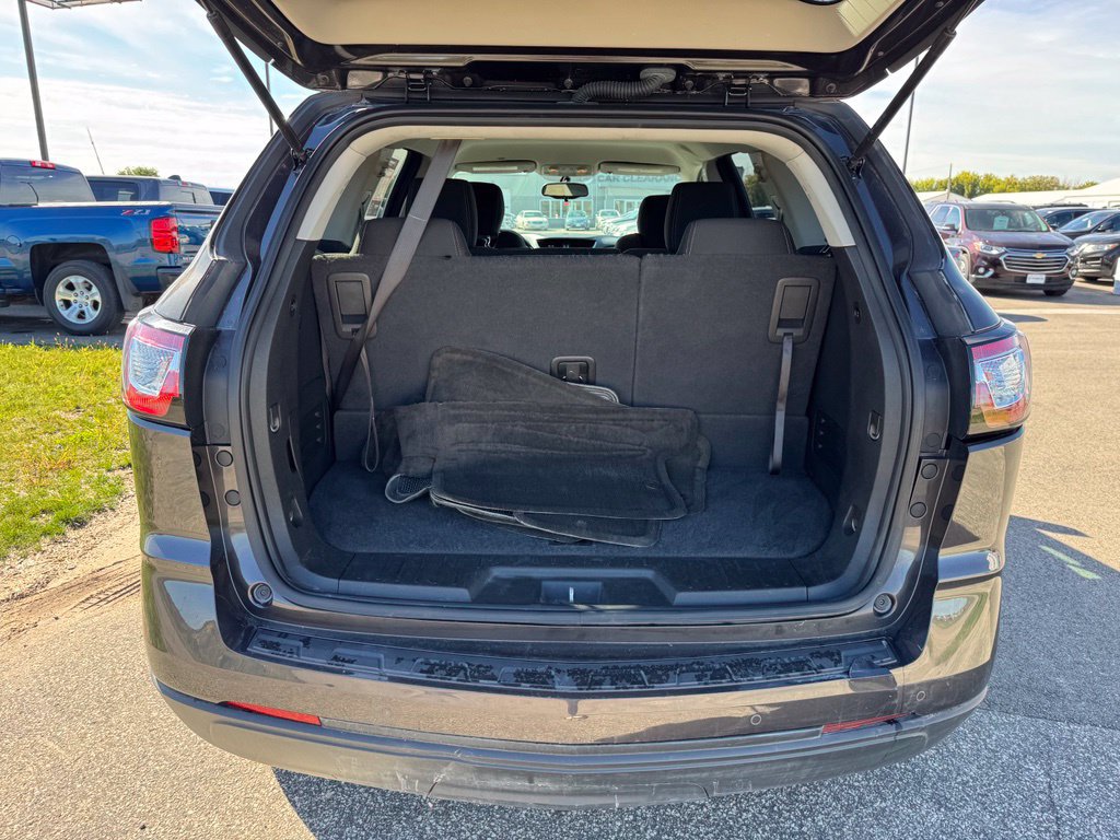 Used 2017 Chevrolet Traverse LT AWD/4WD image 42