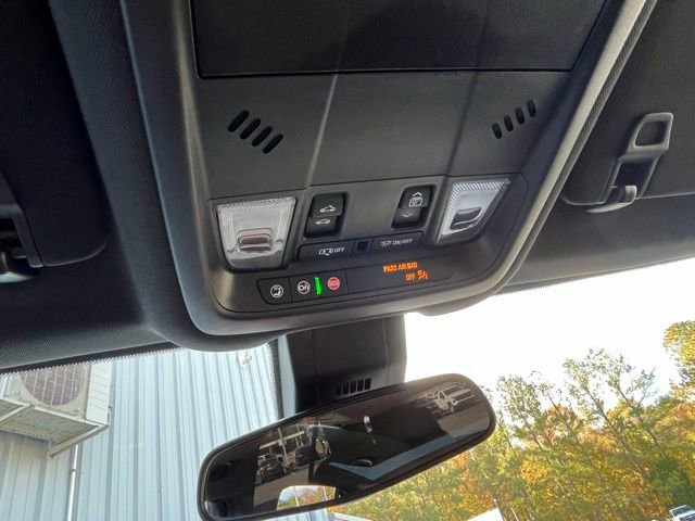 Used 2022 Chevrolet Equinox RS w/ RS Leather Package image 23