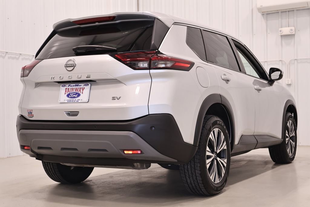 Used 2022 Nissan Rogue SV image 10